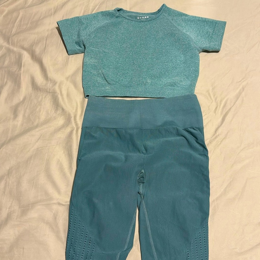 Fabletics set